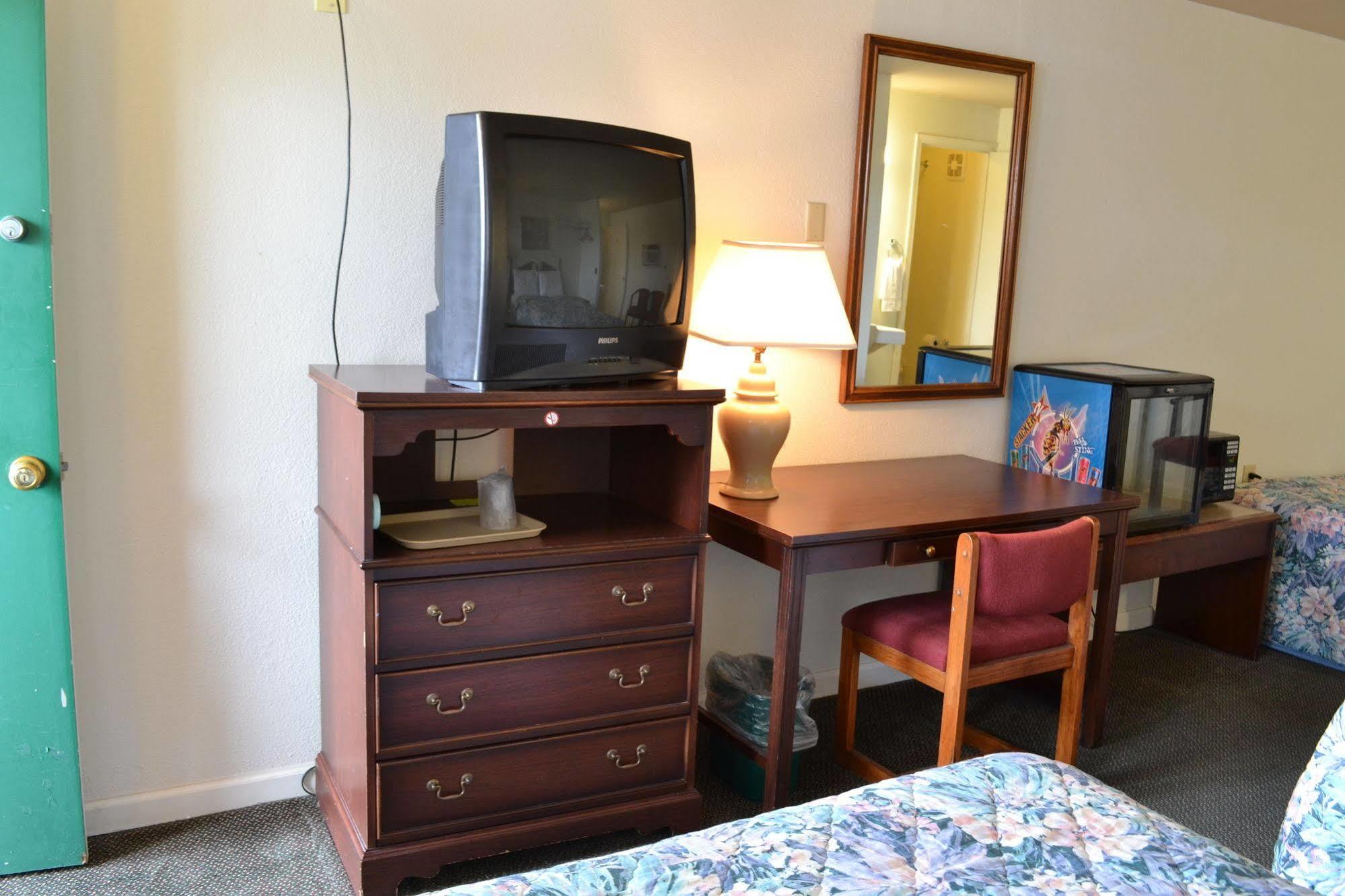Budget Inn Christiansburg Exterior foto